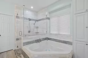 187 N Vershire Cir, The Woodlands, TX 77354 - Photo 7