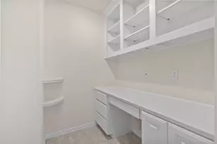 187 N Vershire Cir, The Woodlands, TX 77354 - Photo 11