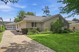10822 Lasso Ln, Houston, TX 77079 - Photo 31