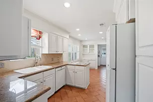 10822 Lasso Ln, Houston, TX 77079 - Photo 7