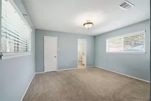 10822 Lasso Ln, Houston, TX 77079 - Photo 23