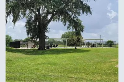 000 Brahman, Angleton, TX 77515 - Photo 3