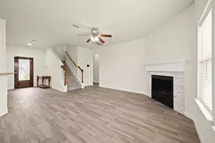 5213 Bailey Ln, Alvin, TX 77511 - Photo 7