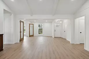 9719 Springmont Dr, Houston, TX 77080 - Photo 9
