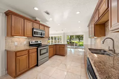 6207 Coral Gables Drive, Houston, TX 77069 - Photo 13