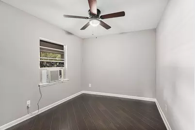 2902 Helberg Road, Houston, TX 77092 - Photo 19