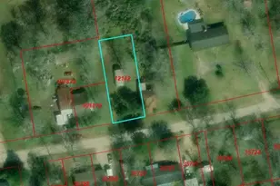 117 West St, Daisetta, TX 77575 - Photo 1