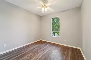 305 Harbor Cir, Montgomery, TX 77356 - Photo 25