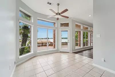 305 Harbor Circle, Montgomery, TX 77356 - Photo 11