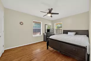 4045 Osby Dr, Houston, TX 77025 - Photo 17