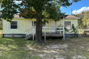 272 Lakewood Dr, Trinity, TX 75862 - Photo 1