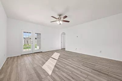 995 Lake View Circle W, Brookshire, TX 77423 - Photo 19