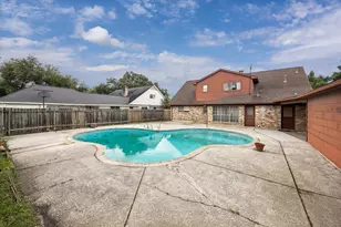 7914 Windswept Ln, Houston, TX 77063 - Photo 21