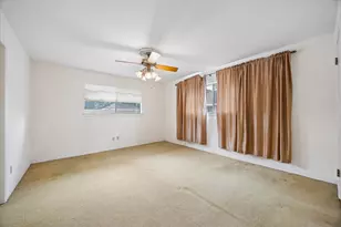 7914 Windswept Ln, Houston, TX 77063 - Photo 13