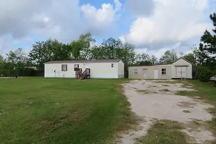70 County Rd 3479H, Cleveland, TX 77327 - Photo 1
