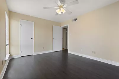 18511 Egret Bay Boulevard #614, Webster, TX 77058 - Photo 9