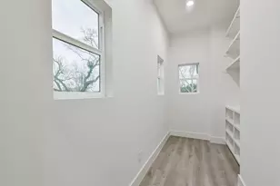 613 Melbourne St, Houston, TX 77022 - Photo 25