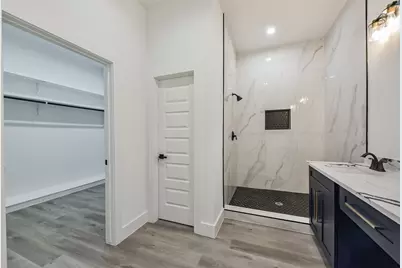 613 Melbourne Street, Houston, TX 77022 - Photo 23