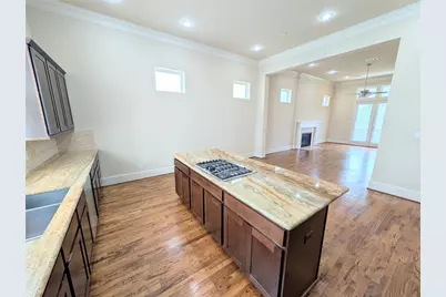 226 E 28th Street, Houston, TX 77008 - Photo 11
