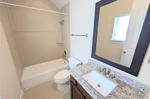226 E 28th St, Houston, TX 77008 - Photo 19