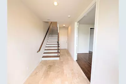 226 E 28th Street, Houston, TX 77008 - Photo 7