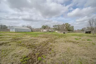 2801 County Rd 444, Angleton, TX 77515 - Photo 33