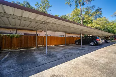 11711 Memorial Drive #621, Houston, TX 77024 - Photo 5