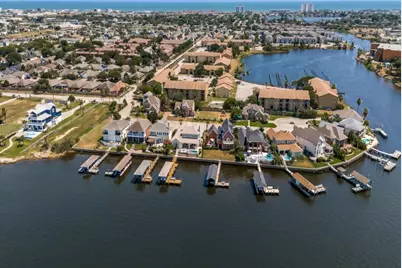 7312 Offats Point Circle, Galveston, TX 77551 - Photo 5