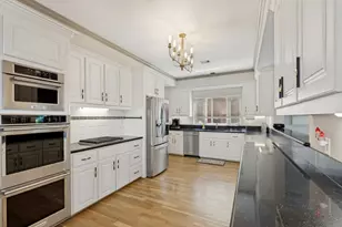 7312 Offats Point Cir, Galveston, TX 77551 - Photo 11