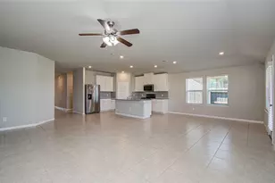 2815 Dry Creek Dr, Missouri City, TX 77459 - Photo 9