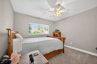 2901 Maple Knoll Drive, Houston, TX 77339 - Photo 17