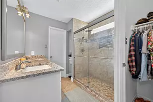 2901 Maple Knoll Dr, Houston, TX 77339 - Photo 23