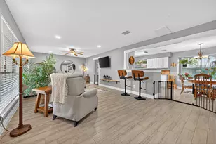 2901 Maple Knoll Dr, Houston, TX 77339 - Photo 7