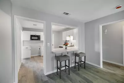 1610 E Rosebud Avenue, Victoria, TX 77901 - Photo 15