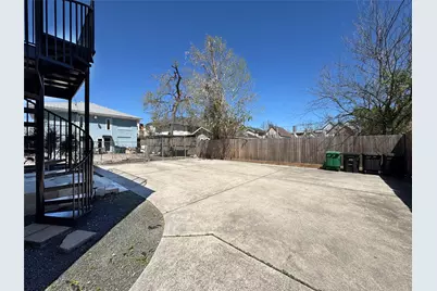 1509 Holman Street #1, Houston, TX 77004 - Photo 11