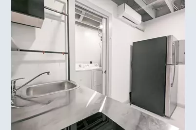 2306 Addison Road #B, Houston, TX 77030 - Photo 9
