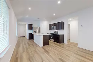 12358 Morning Vis Dr, Houston, TX 77014 - Photo 21