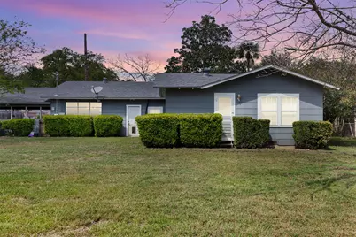 107 N River Drive, Columbus, TX 78934 - Photo 21