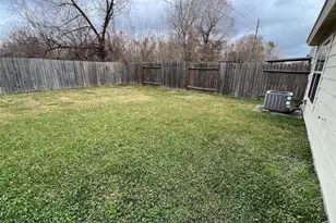 12007 Madison Oak St, Houston, TX 77038 - Photo 15