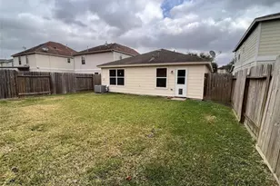 12007 Madison Oak St, Houston, TX 77038 - Photo 17
