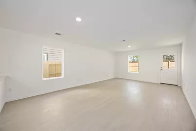 905 Pertuso Lane, Huffman, TX 77336 - Photo 9