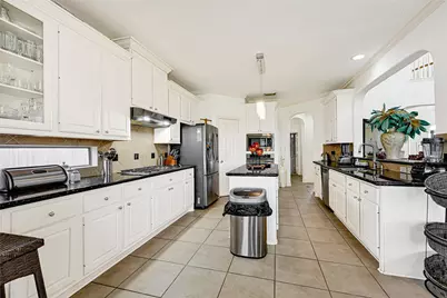 15103 Oldtown Bridge Court, Sugar Land, TX 77498 - Photo 9