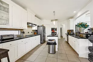 15103 Oldtown Bridge Ct, Sugar Land, TX 77498 - Photo 9