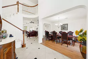 15103 Oldtown Bridge Ct, Sugar Land, TX 77498 - Photo 3