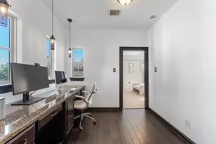 38 N Player Manor Cir, The Woodlands, TX 77382 - Photo 49