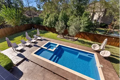 38 N Player Manor Circle, The Woodlands, TX 77382 - Photo 11