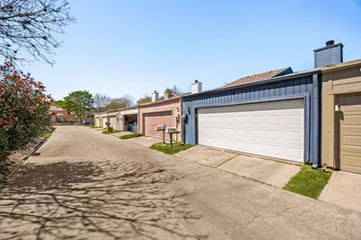 11229 Briar Forest Drive, Houston, TX 77042 - Photo 33