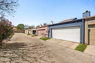 11229 Briar Forest Dr, Houston, TX 77042 - Photo 33