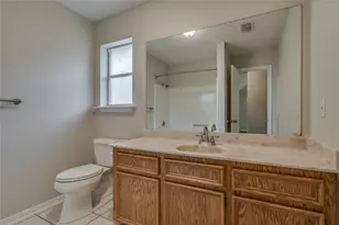 2460 Pebblebrook Cir, Conroe, TX 77384 - Photo 21