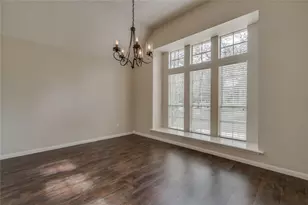 2460 Pebblebrook Cir, Conroe, TX 77384 - Photo 5